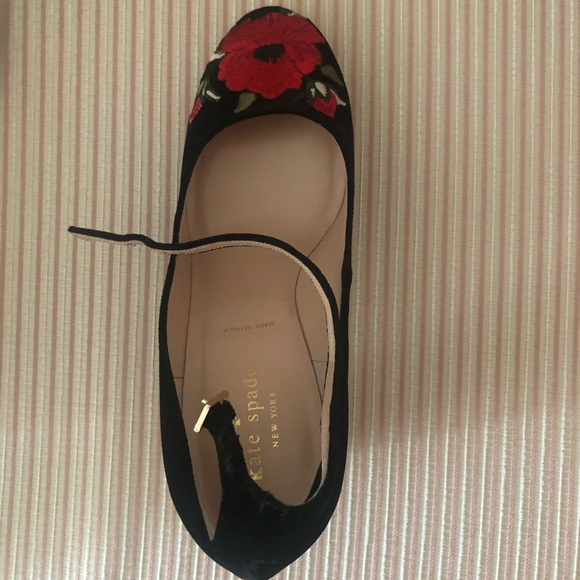 Kate Spade Grove Velvet Embroidered Heels NIB - Picture 5 of 8